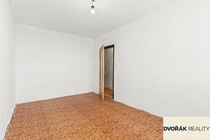 Prodej bytu 3+1, Praha - Petrovice, Rezlerova, 69 m2