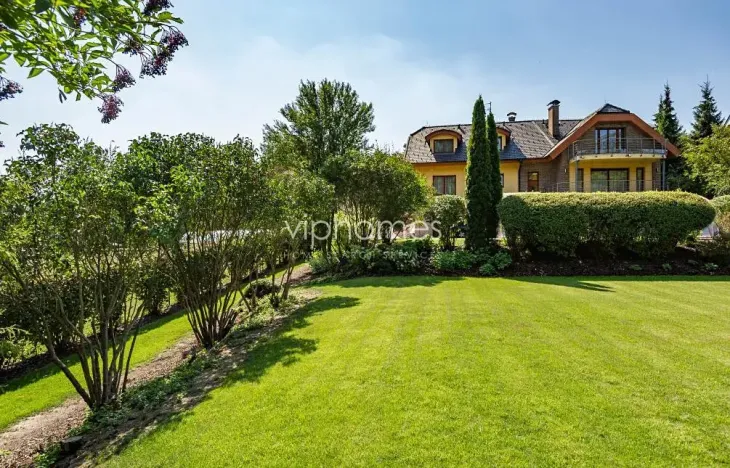 Pronájem vily, Praha - Nebušice, 335 m2