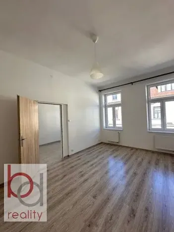 Pronájem bytu 1+1, České Budějovice, Matice školské, 37 m2