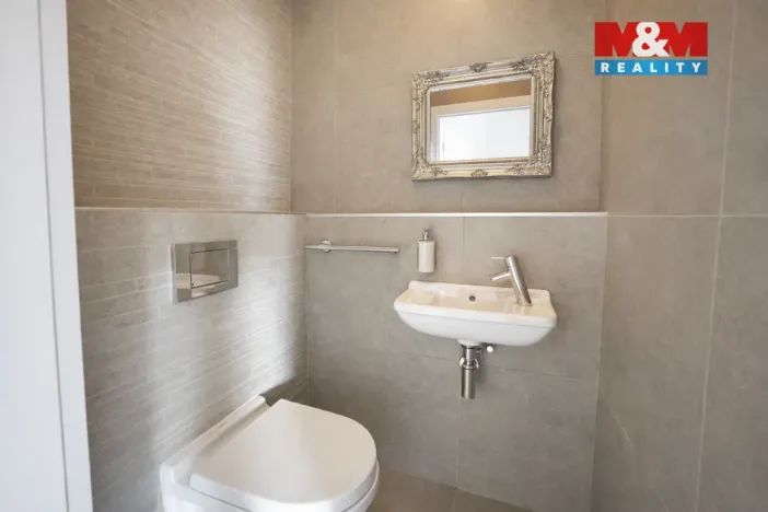 Prodej bytu 3+kk, Praha - Hrdlořezy, Nad Smetankou, 97 m2