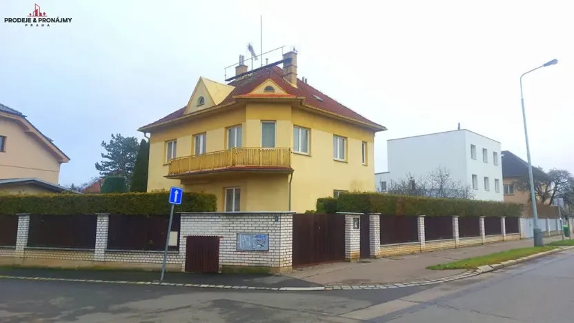 Prodej vily, Praha, 243 m2