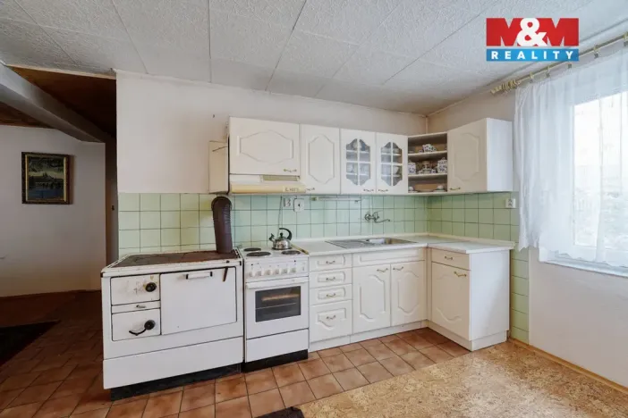 Prodej rodinného domu, Bezvěrov, 110 m2