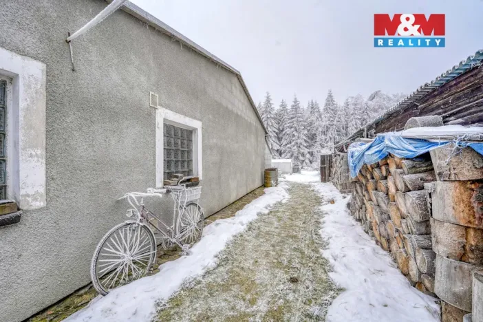 Prodej rodinného domu, Bezvěrov, 110 m2