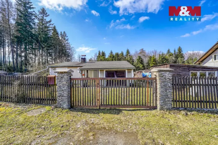 Prodej rodinného domu, Bezvěrov, 110 m2