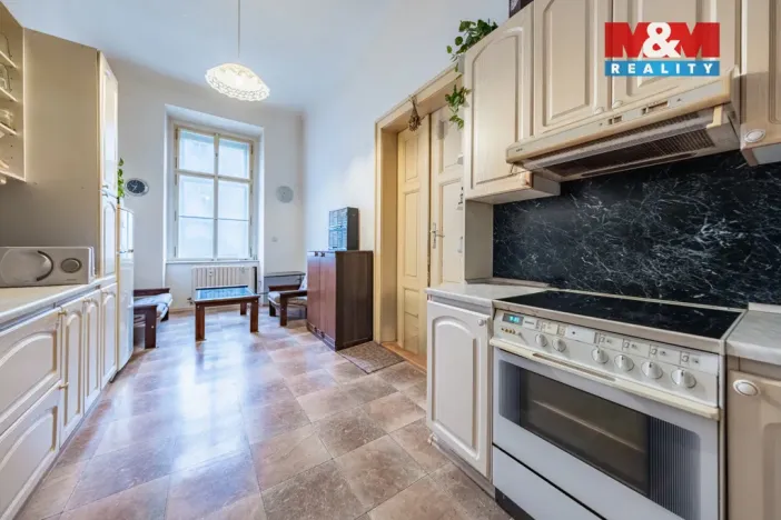 Prodej bytu 2+1, Praha, Karlínské náměstí, 102 m2