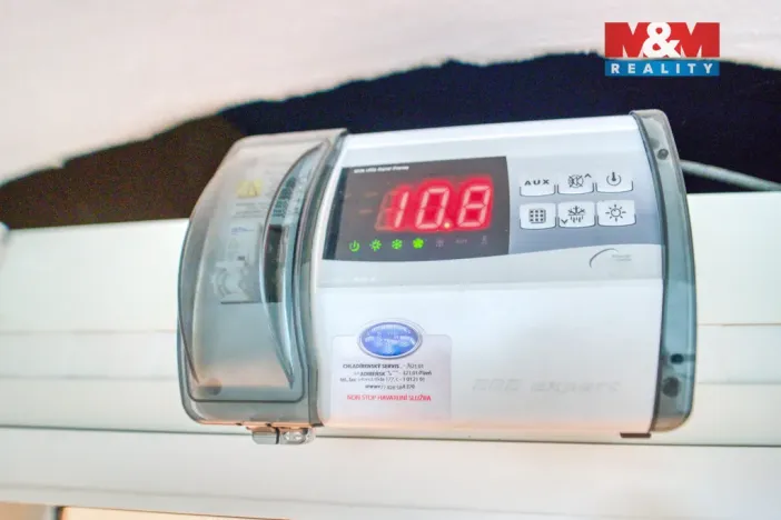 Pronájem obchodního prostoru, Plzeň - Jižní Předměstí, Americká, 102 m2