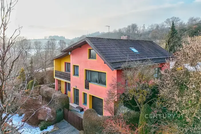 Prodej rodinného domu, Stráž, 320 m2