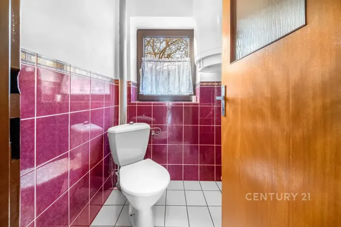 Prodej rodinného domu, Stráž, 320 m2