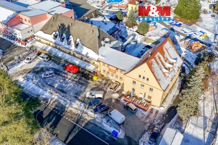 Prodej výrobních prostor, Mariánské Lázně - Úšovice, U Mlékárny, 1870 m2