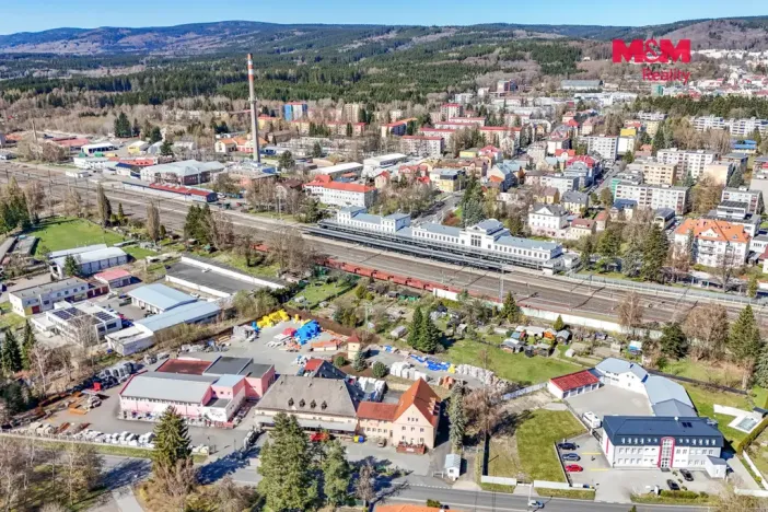 Prodej výrobních prostor, Mariánské Lázně - Úšovice, U Mlékárny, 1870 m2