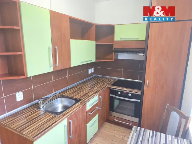 Prodej bytu 1+1, Ostrava - Poruba, Otakara Jeremiáše, 39 m2