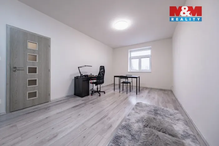 Prodej bytu 1+kk, Milovice - Mladá, Slepá, 40 m2