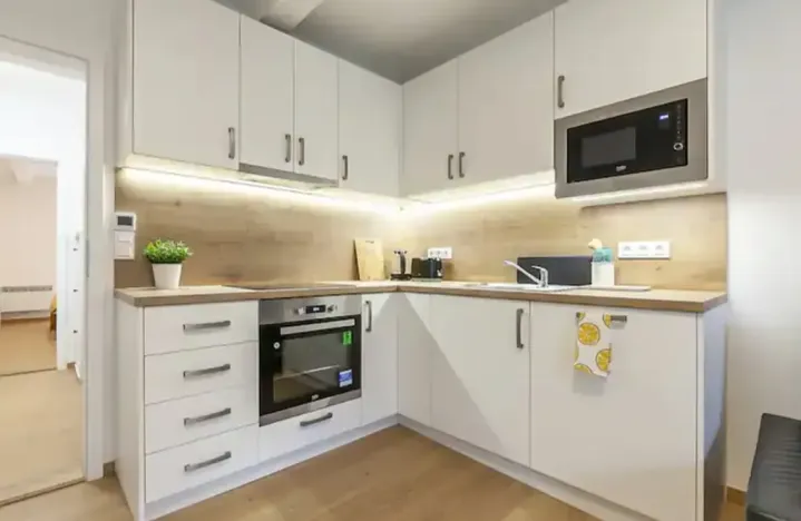 Pronájem bytu 2+kk, Praha - Strašnice, Na Třebešíně, 50 m2