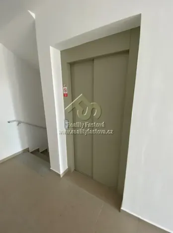 Pronájem bytu 2+kk, Plzeň, Diamantová, 60 m2