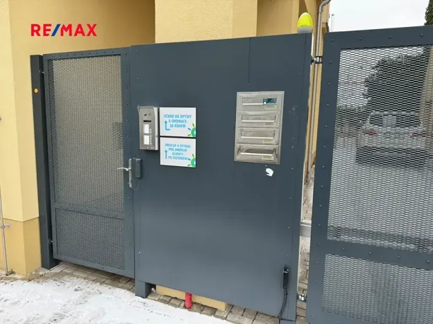 Pronájem bytu 2+kk, Kladno, Čermákova, 40 m2