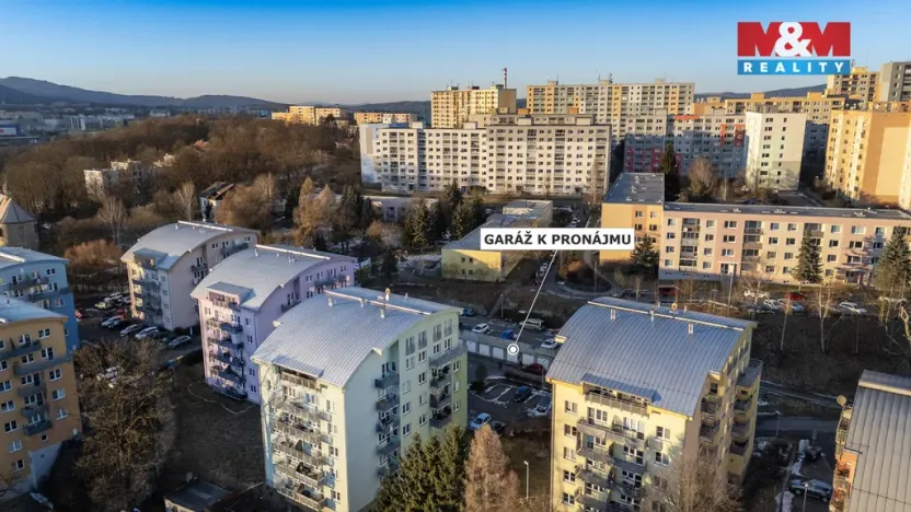 Pronájem garáže, Liberec, Nádvorní, 17 m2