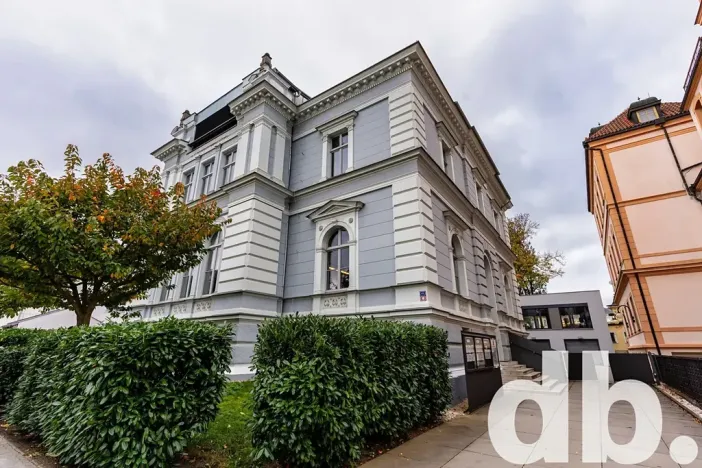 Pronájem kanceláře, Cheb, 26. dubna, 190 m2