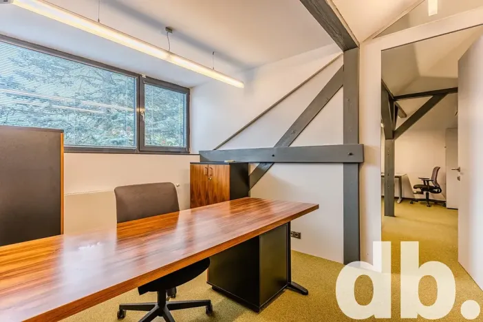 Pronájem kanceláře, Cheb, 26. dubna, 190 m2