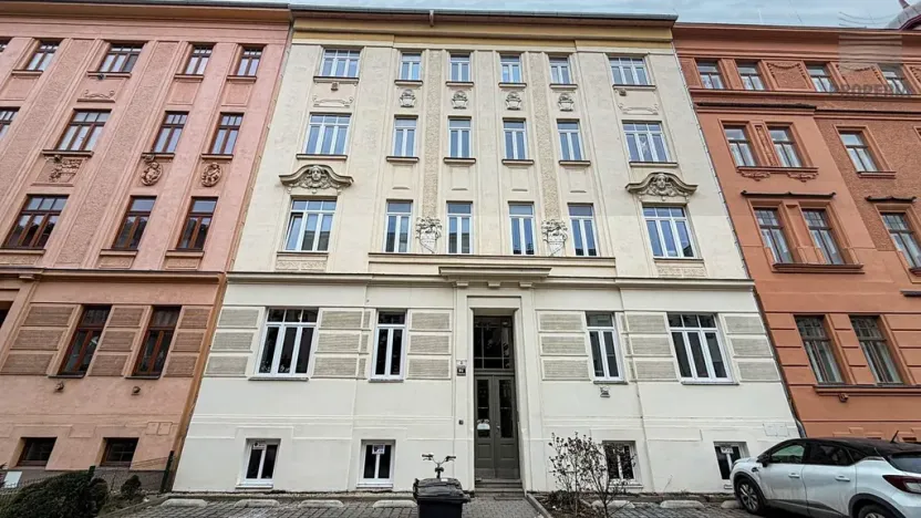 Prodej bytu 2+1, Brno, Zborovská, 65 m2