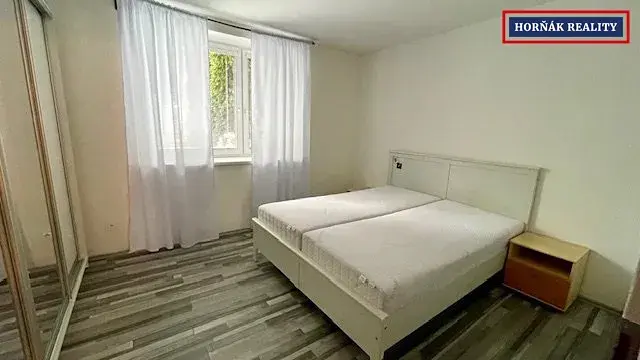 Pronájem bytu 2+kk, Židlochovice, Malinovského, 72 m2