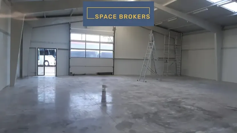 Pronájem skladu, Hradec Králové, Vážní, 238 m2