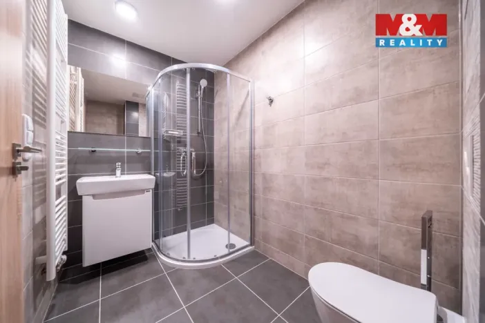 Prodej bytu 1+kk, Třemošná, Školní, 32 m2