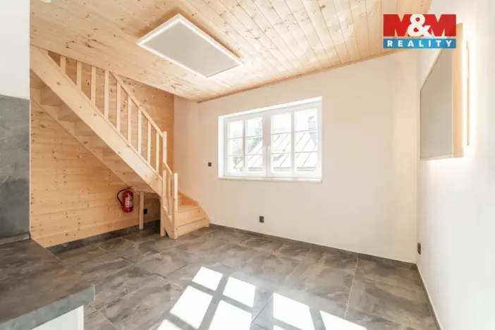 Prodej rodinného domu, Albrechtice v Jizerských horách, 128 m2