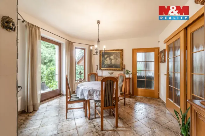 Prodej rodinného domu, Benecko, 224 m2