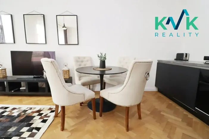 Prodej bytu 1+kk, Karlovy Vary, Sadová, 50 m2