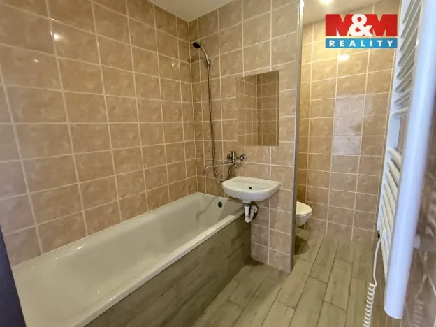 Pronájem bytu 1+1, Hradec Králové - Třebeš, Milady Horákové, 37 m2