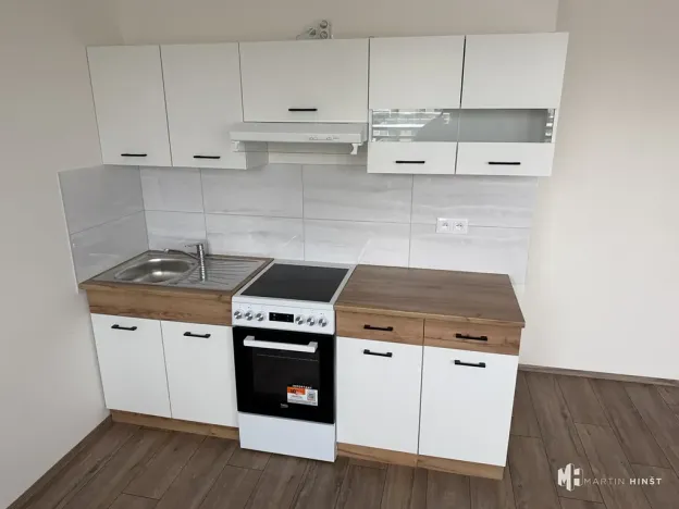 Pronájem bytu 1+kk, Praha - Hlubočepy, Fabiánové, 31 m2