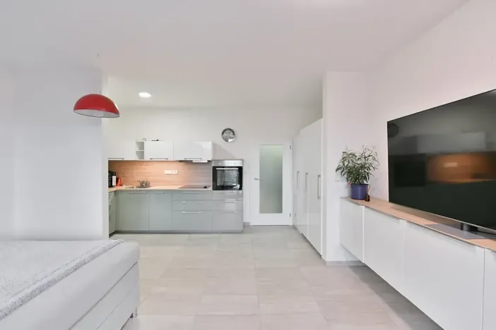 Pronájem bytu 1+kk, Praha - Košíře, Pod Šmukýřkou, 42 m2