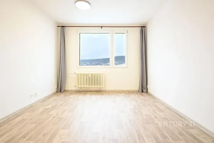 Pronájem bytu 2+kk, Chomutov, Holešická, 42 m2
