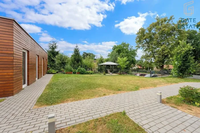 Prodej bytu 2+kk, Křížkový Újezdec, 46 m2