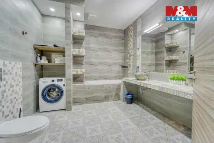 Prodej ubytování, Karlovy Vary, Foersterova, 650 m2