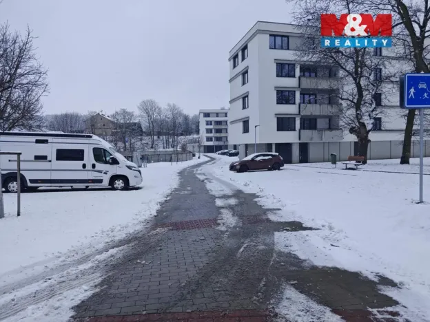 Prodej garážového stání, Libčice nad Vltavou, Pod Hliníkem, 30 m2