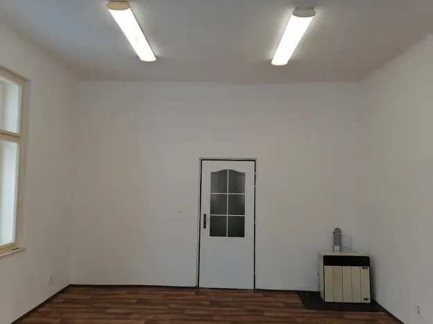 Pronájem kanceláře, Kladno, Váňova, 41 m2