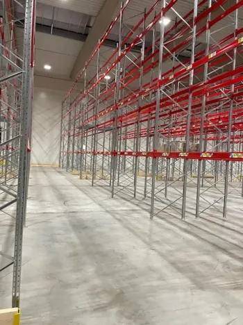 Pronájem skladu, Hostomice, 4948 m2