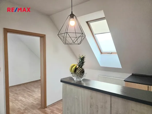 Prodej bytu 2+kk, Jesenice, Příčná I., 45 m2