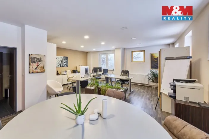 Prodej výrobních prostor, Trutnov - Horní Staré Město, 1667 m2