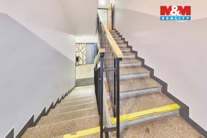 Prodej výrobních prostor, Trutnov - Horní Staré Město, 1667 m2