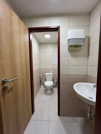 Prodej kanceláře, Karlovy Vary, Spálená, 92 m2