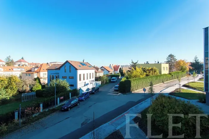 Pronájem bytu 1+kk, Praha - Jinonice, Peroutkova, 26 m2