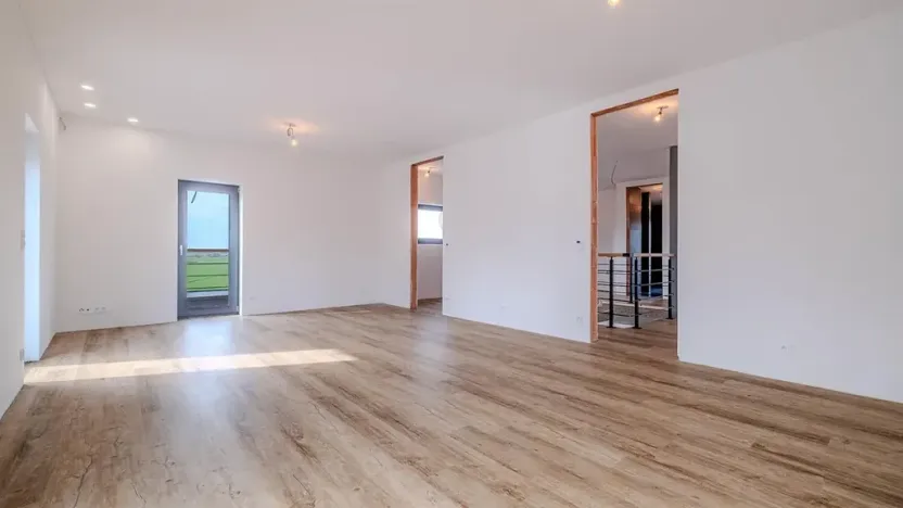 Prodej vily, Cerhenice, 326 m2