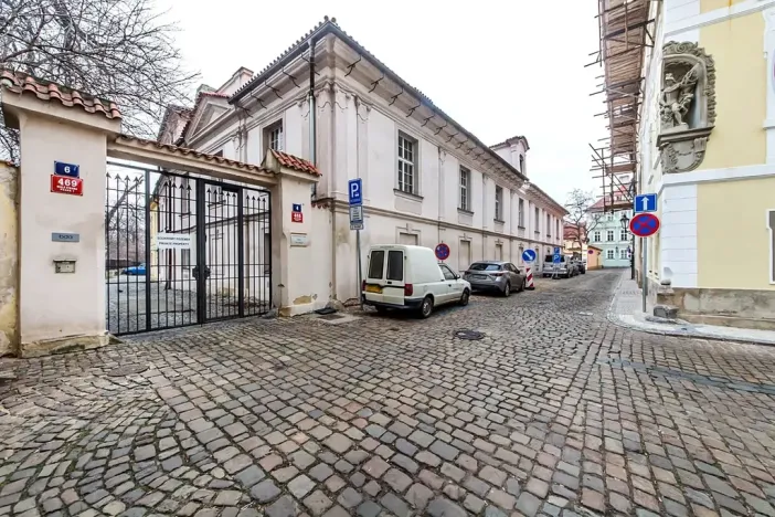 Prodej bytu 2+1, Praha - Malá Strana, Nosticova, 67 m2