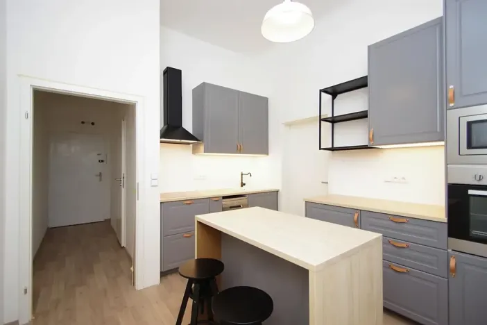 Pronájem bytu 1+1, Praha - Vinohrady, Polská, 42 m2