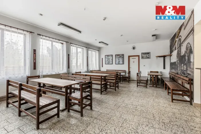 Prodej obchodního prostoru, Kryry - Stebno, 345 m2