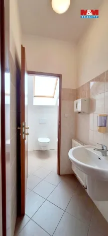 Prodej kanceláře, Hradec Králové - Slezské Předměstí, Vážní, 290 m2