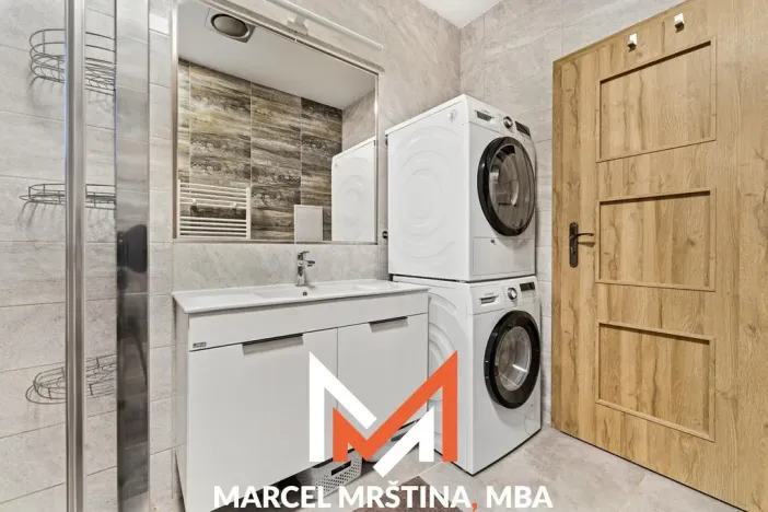 Prodej bytu 2+kk, Náchod, Ruská, 52 m2