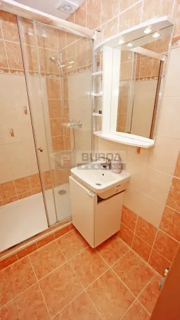 Pronájem bytu 2+kk, Neratovice, 43 m2